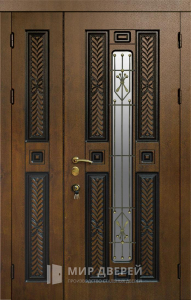 Уличная металлическая дверь в коттедж №353 - фото вид снаружи