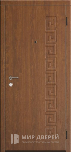 Железная дверь с зеркалом входная в квартиру №46 - фото вид снаружи
