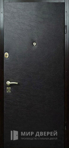 Стальная дверь Винилискожа №3 - фото вид снаружи