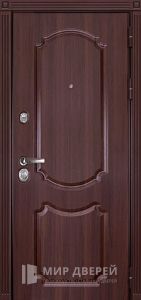 Металлическая дверь с МДФ накладкой в таунхаус №46 - фото вид снаружи